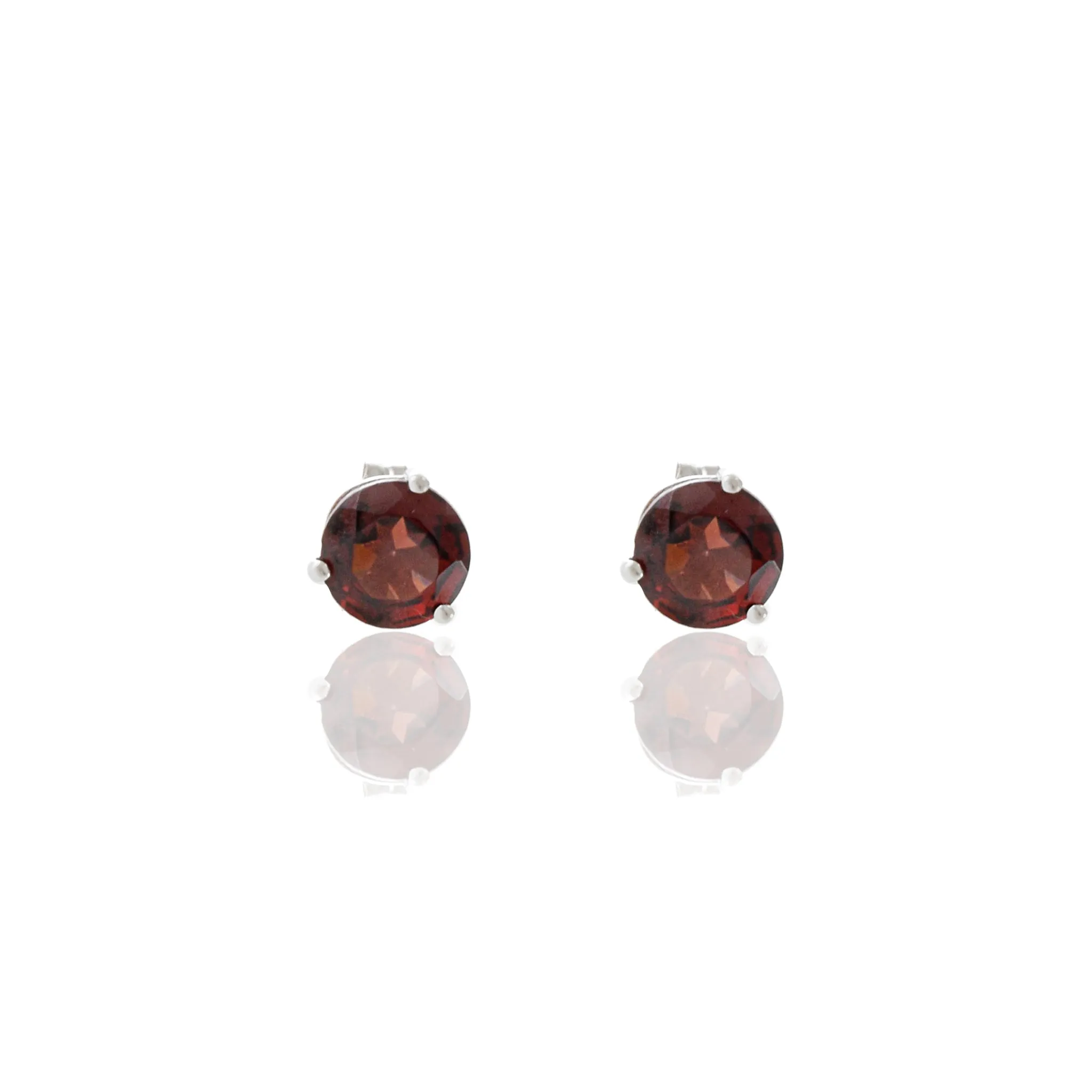 14KT White Gold Round Cut Red Garnet Studs