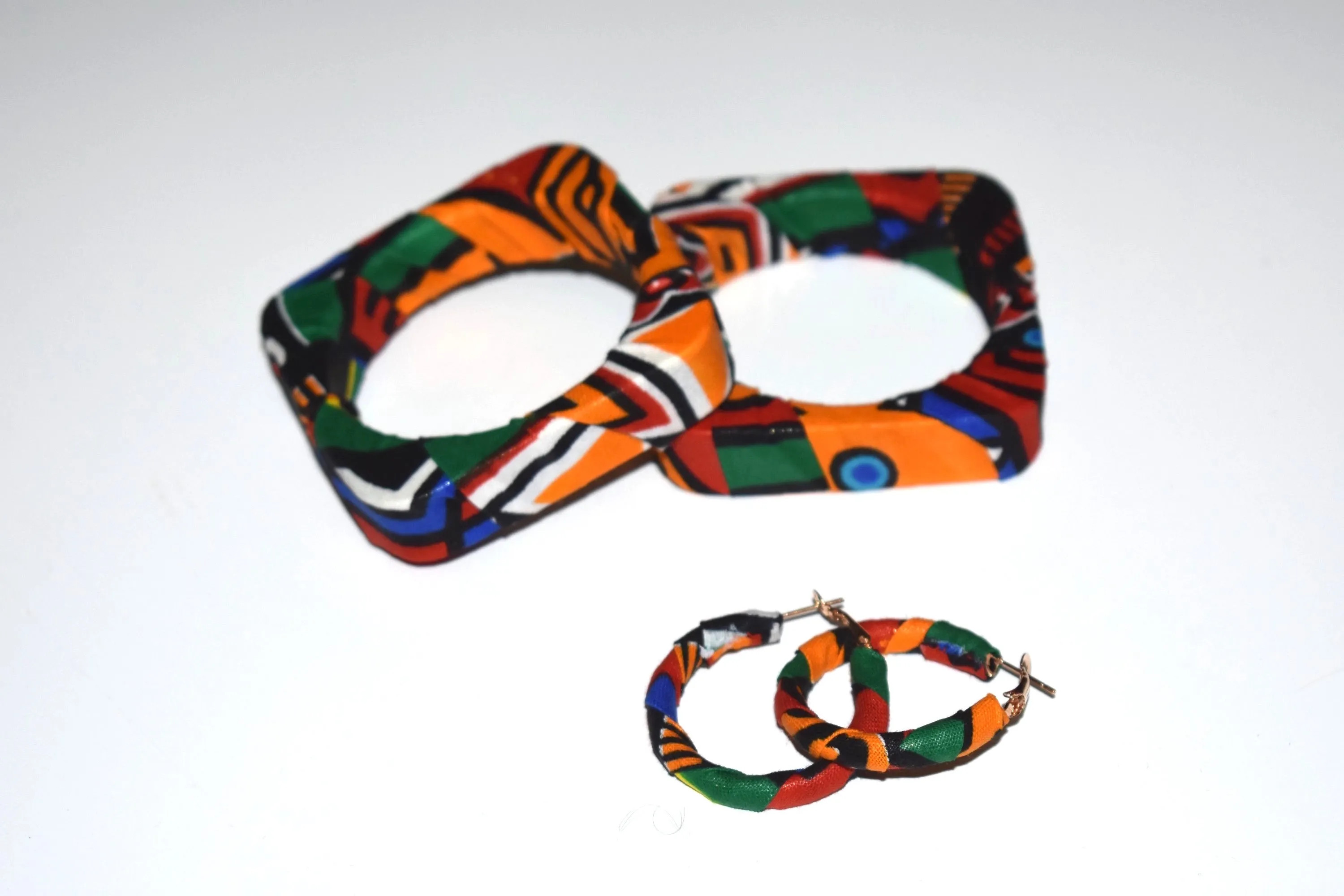 African Bracelet and Earrings Set "Tuk Tuk"