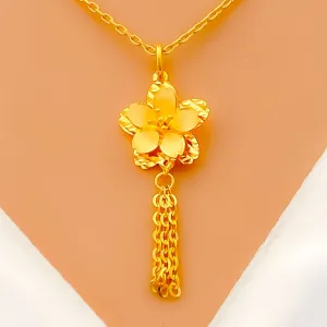 Beautiful 22K Gold Floral Pendant Set