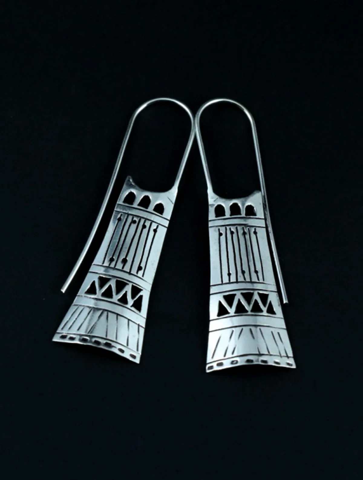 Copihue Earrings Delicate