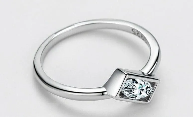 Dazzling Clear Rectangle Silver Ring