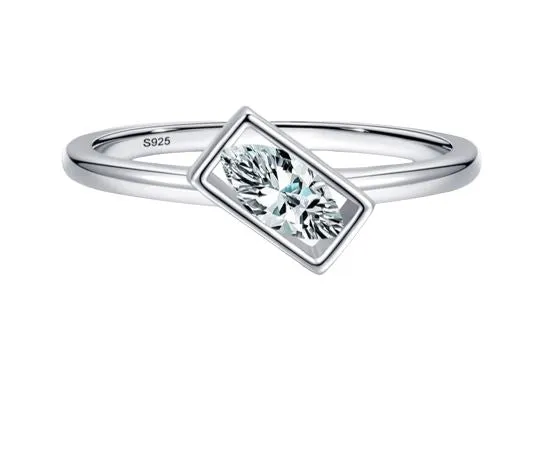 Dazzling Clear Rectangle Silver Ring