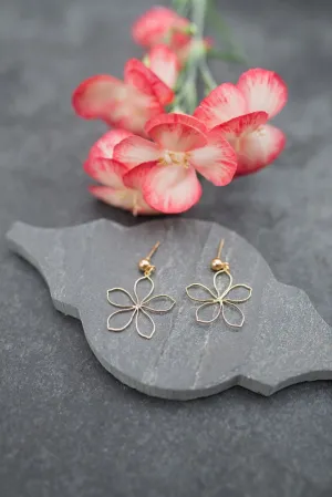 Delicate Daisy Earrings