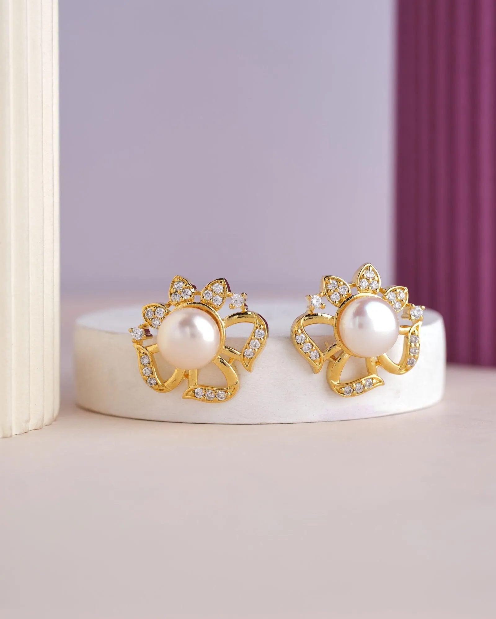 Delicate Stud Pearl Earring