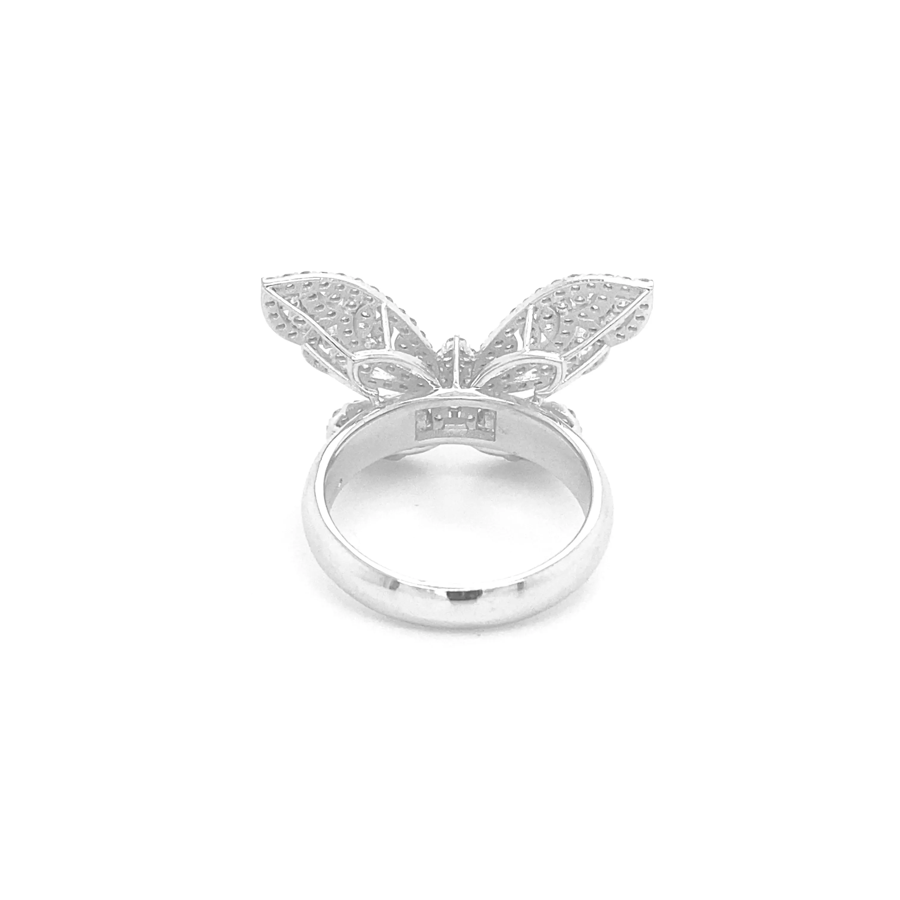 Diamond Butterfly White Gold Ring R014