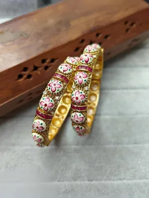 Gold Finish Kundan Polki Bangles