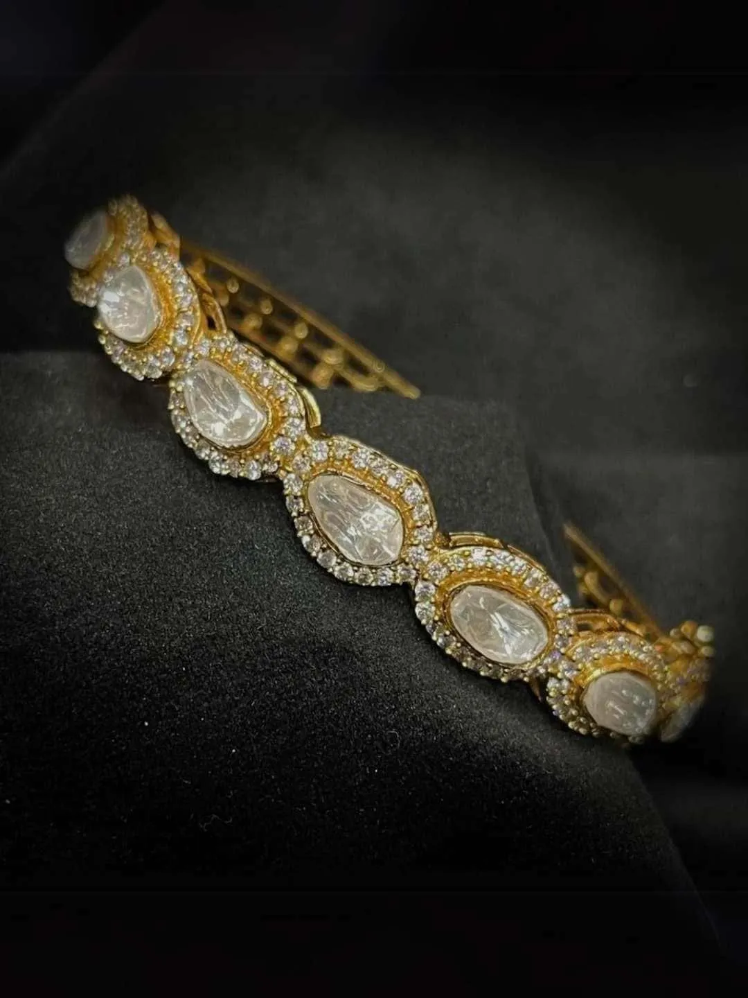 Gold Plated Polkis Kundan Studded Bangle