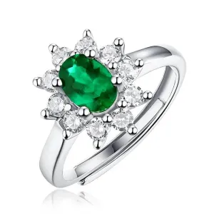 Green Flower-Shaped Ring: The Perfect Accessory for Any Outfit