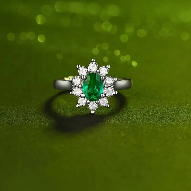 Green Flower-Shaped Ring: The Perfect Accessory for Any Outfit