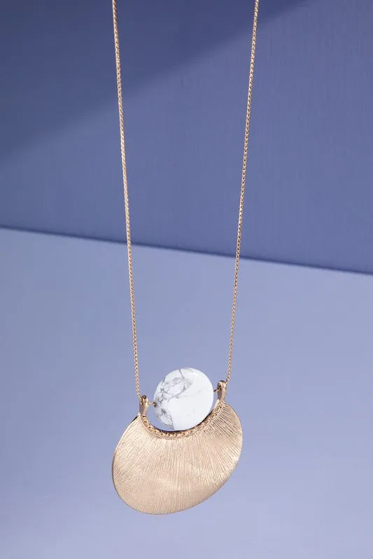 Howlite and Gold long necklace