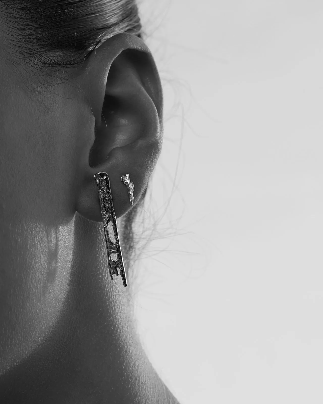 Linen Ear Pin 1.0 | Silver