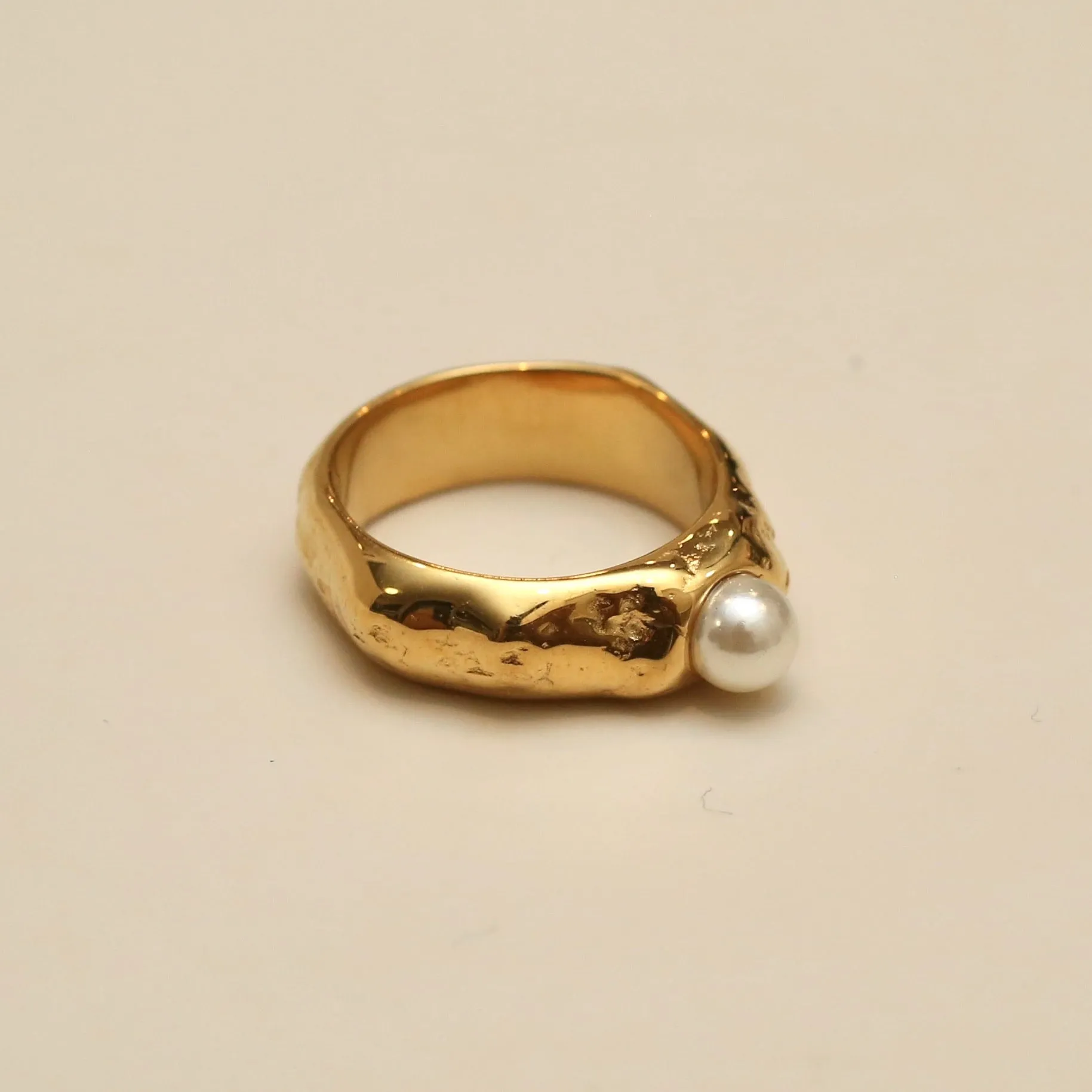 Mini Pearl Chunky Ring