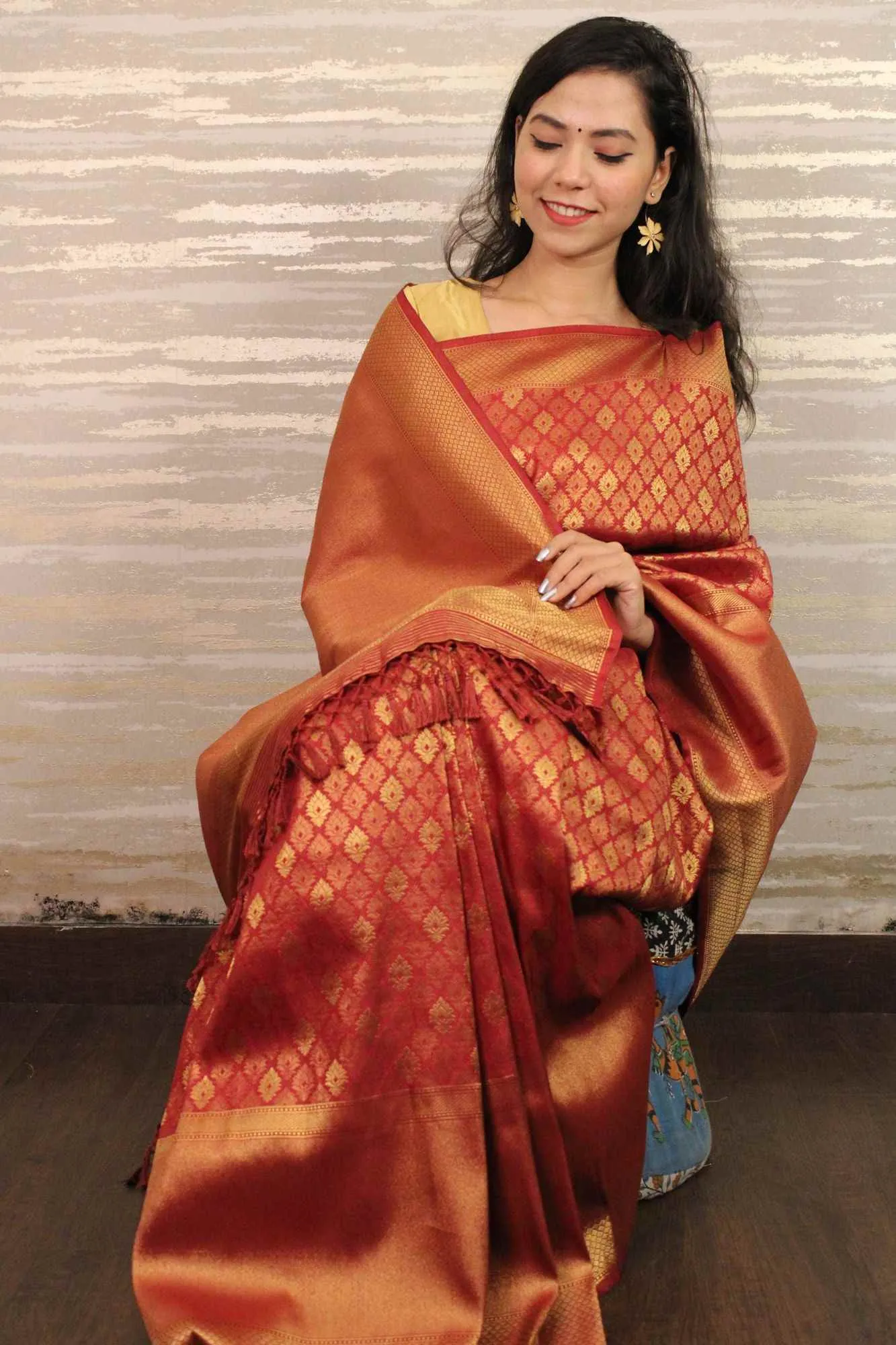 red kanjeevaram woven zari all over wrap in 1 minute saree