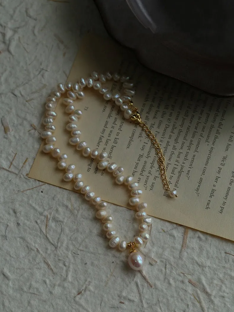 Stylish Classic Staggered Pearl Bead Pendant Necklace