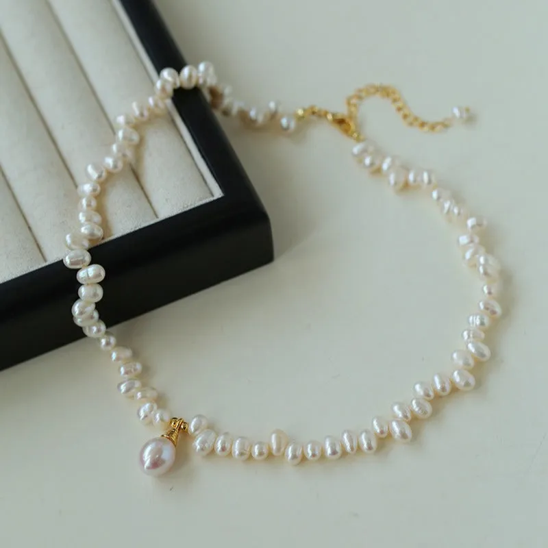 Stylish Classic Staggered Pearl Bead Pendant Necklace