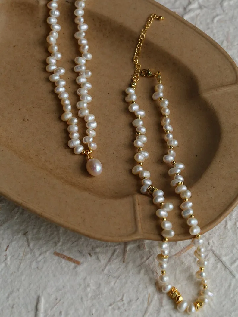 Stylish Classic Staggered Pearl Bead Pendant Necklace